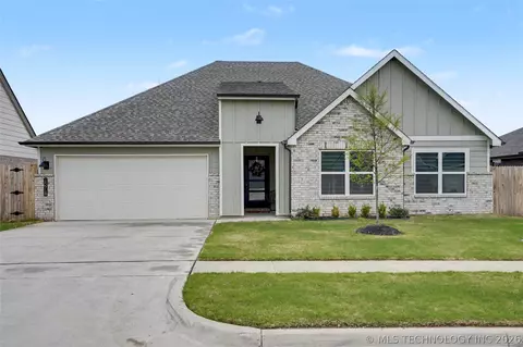 15918 E 75th St N, Owasso, OK 74055