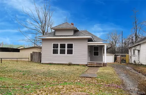 428 N K St W, Muskogee, OK 74403