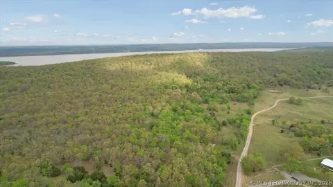 001 E Freds Fish Camp Rd, Stringtown, OK 74569 photo 23