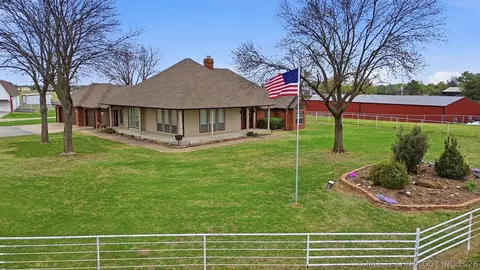 8505 E 116th St N, Owasso, OK 74055