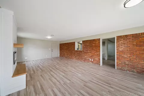Living - 23601 E 79th St, Broken Arrow, OK 74014 photo 6 of 6