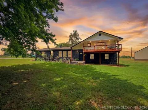 26664 Highway 82, Park Hill, OK 74451
