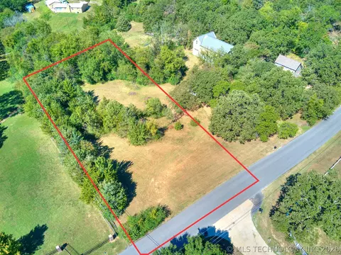 Gary Drive, Tulsa, OK 74131