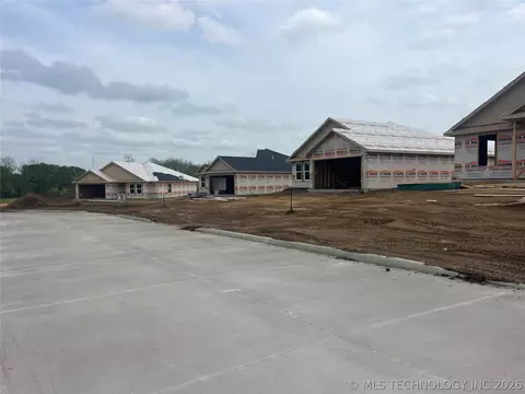 001 D St, Calera, OK 74730