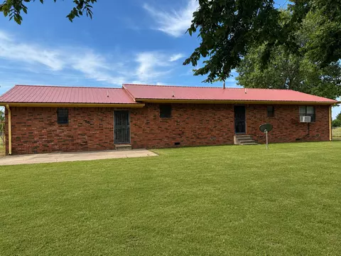 Exterior - 411321 E 1080 Rd, Checotah, OK 74426 photo 2 of 6