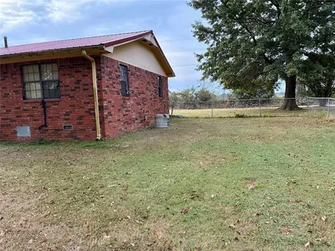 Exterior - 411321 E 1080 Rd, Checotah, OK 74426 photo 6 of 6