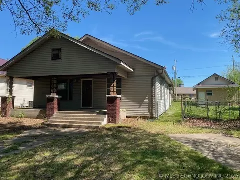 208 N P St, Muskogee, OK 74403