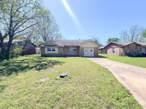 921 Howard, Ada, OK 74820