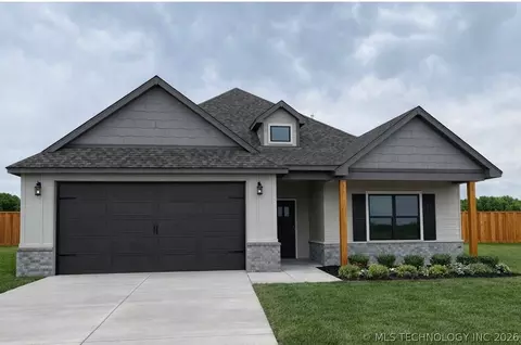 1013 S Chickasaw St, Skiatook, OK 74070 photo 3