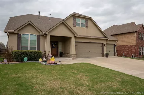 2626 N 17th St, Broken Arrow, OK 74012