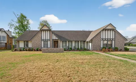 7306 E 85th St, Tulsa, OK 74133