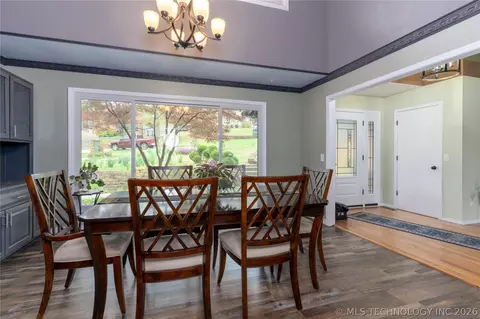 Dining - 6716 E 65th St, Tulsa, OK 74133 photo 1 of 4