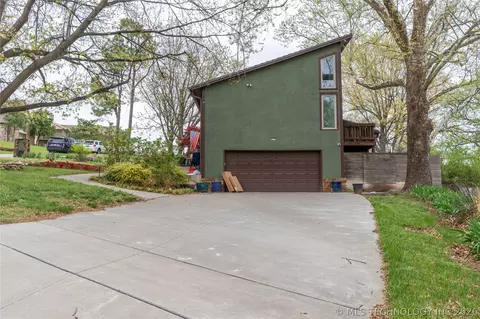 Exterior - 6716 E 65th St, Tulsa, OK 74133 photo 8 of 10