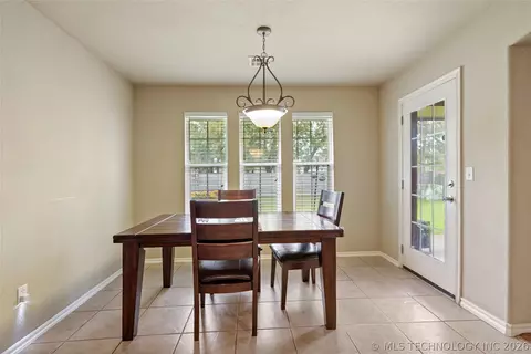 Dining - 20230 E 50th Pl, Broken Arrow, OK 74014 photo 2 of 2