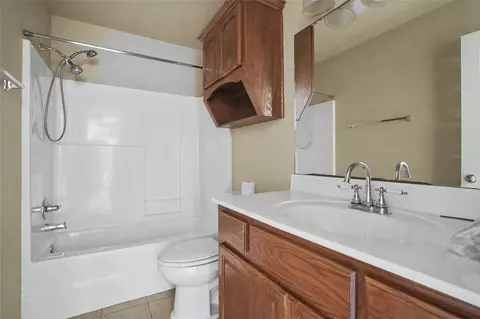 Bath - 20230 E 50th Pl, Broken Arrow, OK 74014 photo 6 of 6