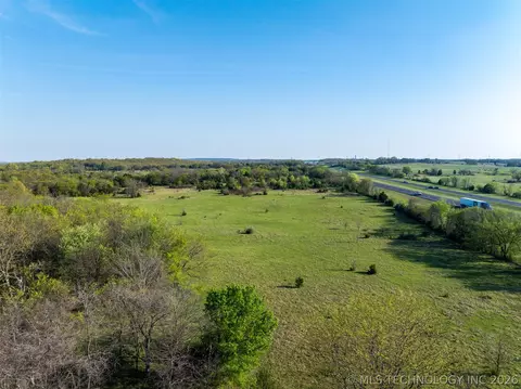 570 E 1120 Rd, Checotah, OK 74426 photo 31