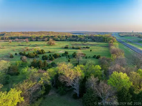 570 E 1120 Rd, Checotah, OK 74426 photo 25
