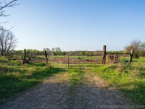 570 E 1120 Rd, Checotah, OK 74426 photo 48