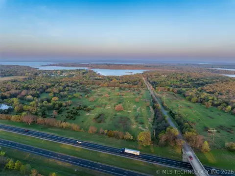 570 E 1120 Rd, Checotah, OK 74426