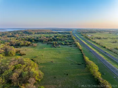 570 E 1120 Rd, Checotah, OK 74426 photo 21