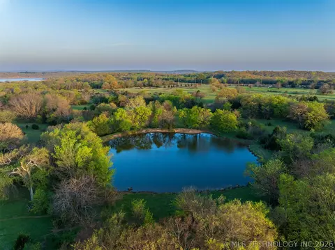 570 E 1120 Rd, Checotah, OK 74426 photo 3