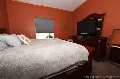 Bedroom - 449272 E 982 Rd, Vian, OK 74962 photo 2 of 4