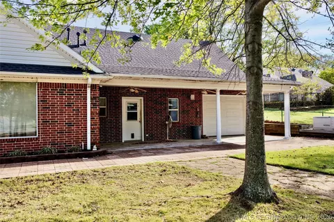 Other - 25 E Shoreline Dr, Eufaula, OK 74432 photo 2 of 4
