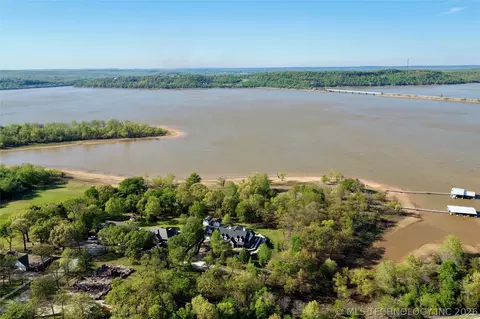 View/Area - 25 E Shoreline Dr, Eufaula, OK 74432 photo 9 of 10