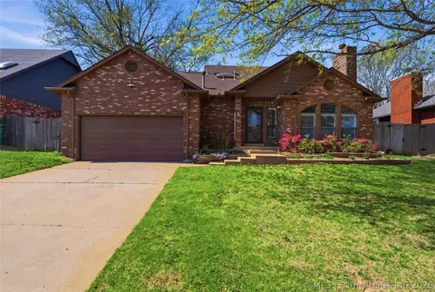 11330 S 108th East Pl, Bixby, OK 74008