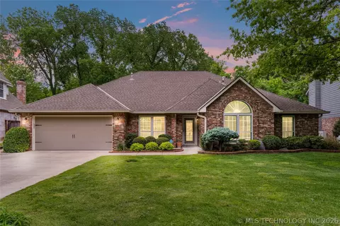 8809 S Hudson Ave, Tulsa, OK 74137