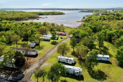 1 Boston, Eufaula, OK 74432