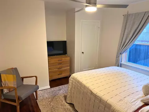 Bedroom - 957 E 37th St, Tulsa, OK 74105 photo 2 of 3