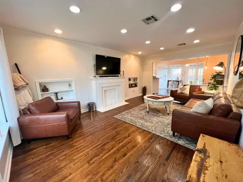 Living - 957 E 37th St, Tulsa, OK 74105 photo 1 of 1