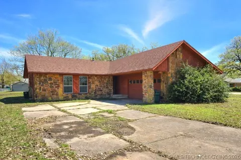 1511 Timber Ridge Dr, Cleveland, OK 74020