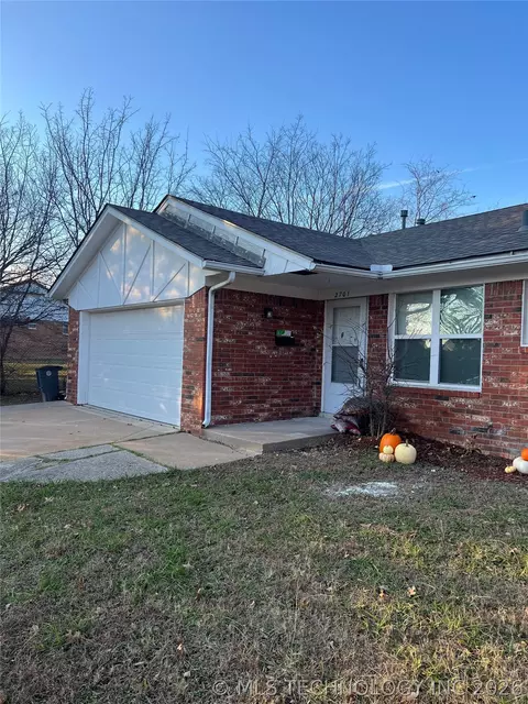 2701 W Haskell Pl, Tulsa, OK 74127