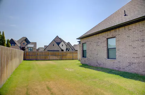 Exterior - 14509 E 80th St N, Owasso, OK 74055 photo 8 of 13