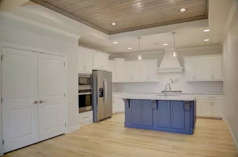 Kitchen - 14509 E 80th St N, Owasso, OK 74055 photo 1 of 8