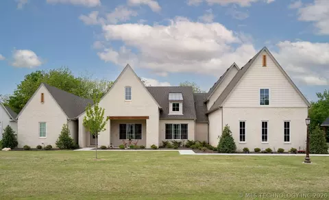 6320 N Blue Sage Dr, Owasso, OK 74055