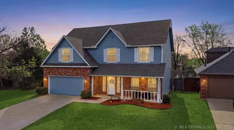 3043 W Oakland St, Broken Arrow, OK 74012