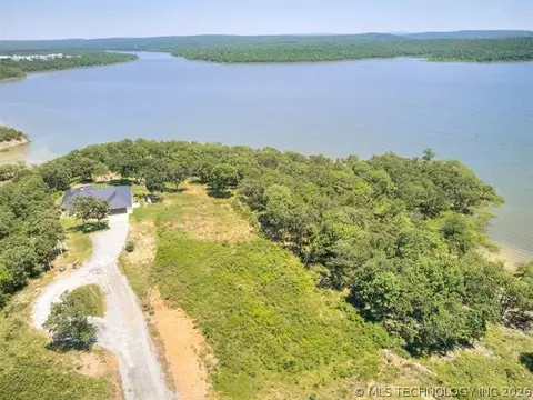 602 Pebble Ridge Rd, Eufaula, OK 74432