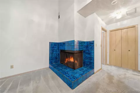 Living - 4522 E 75th St, Tulsa, OK 74136 photo 4 of 9