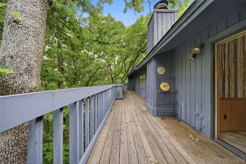 Exterior - 4522 E 75th St, Tulsa, OK 74136 photo 6 of 11