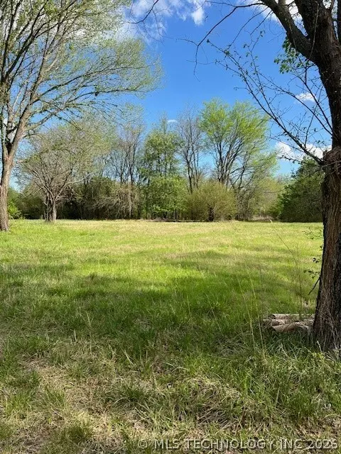 S 336 East Avenue, Broken Arrow, OK 74014