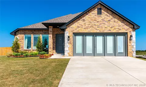 15203 E 40th Pl S, Tulsa, OK 74134