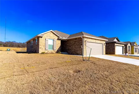 27113 E 109th St S, Coweta, OK 74429