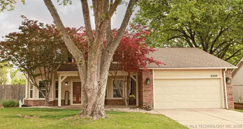6305 S Ash Ave, Broken Arrow, OK 74011