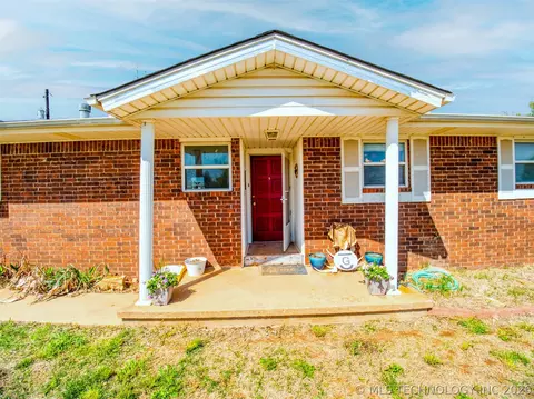 22526 N 2860 Rd, Kingfisher, OK 73750