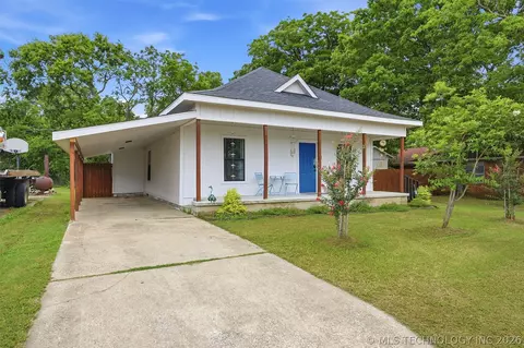 1118 W Evergreen St, Durant, OK 74701