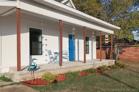 1118 W Evergreen St, Durant, OK 74701