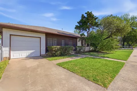 Exterior - 1919 E 13th St, Tulsa, OK 74104 photo 2 of 7